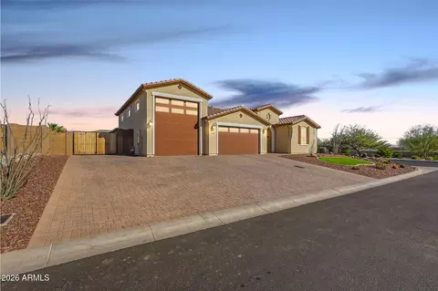 12516 W Mclellan Ct, Glendale, AZ 85307