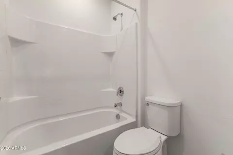 Bath - 10147 E Thunderbolt Ave, Mesa, AZ 85212 photo 1 of 2