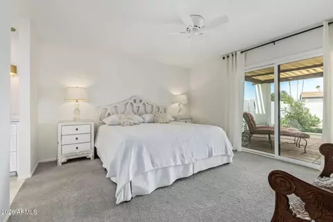 Bedroom - 516 E Piping Rock Rd, Phoenix, AZ 85022 photo 1 of 5