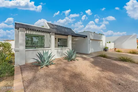 Exterior - 516 E Piping Rock Rd, Phoenix, AZ 85022 photo 3 of 10