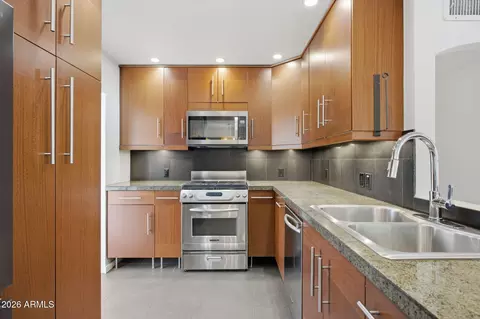 Kitchen - 427 E Oregon Ave, Phoenix, AZ 85012 photo 3 of 3