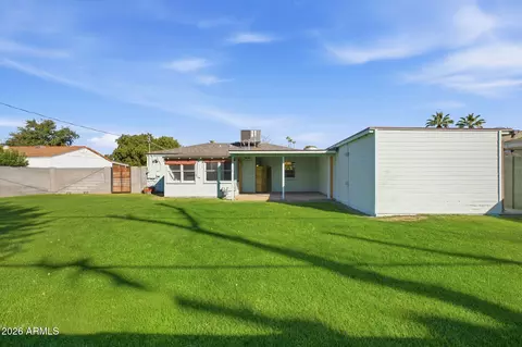 Exterior - 427 E Oregon Ave, Phoenix, AZ 85012 photo 7 of 7