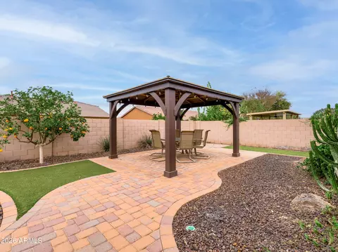 Exterior - 948 E Reliant St, Gilbert, AZ 85298 photo 9 of 14