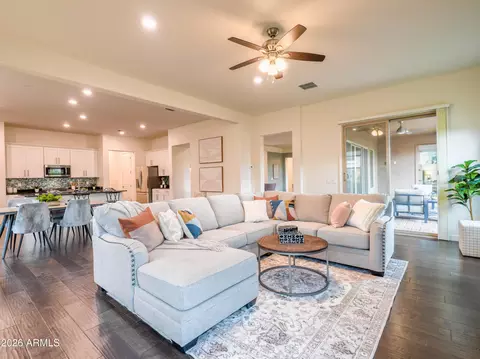 Living - 948 E Reliant St, Gilbert, AZ 85298 photo 1 of 9