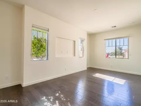 Living - 948 E Reliant St, Gilbert, AZ 85298 photo 8 of 9