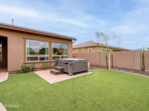 Exterior - 948 E Reliant St, Gilbert, AZ 85298 photo 2 of 14