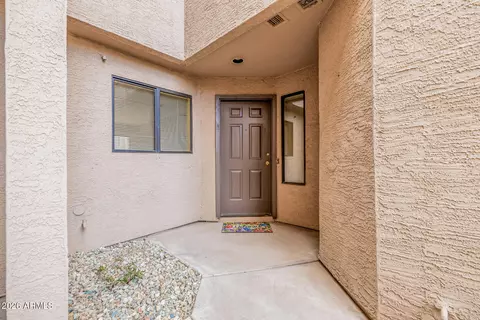 1129 W Windjammer Dr, Gilbert, AZ 85233 photo 3