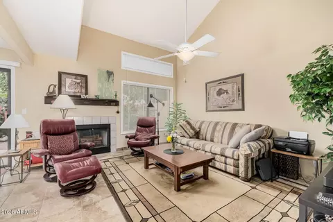 1129 W Windjammer Dr, Gilbert, AZ 85233 photo 4