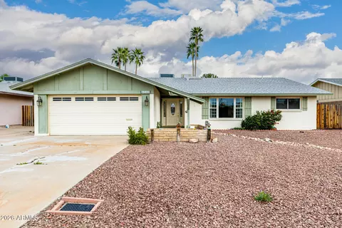 6743 S Newberry Rd, Tempe, AZ 85283