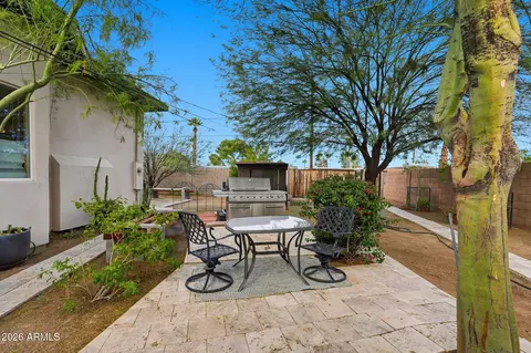 Exterior - 2326 E Mulberry Dr, Phoenix, AZ 85016 photo 4 of 10