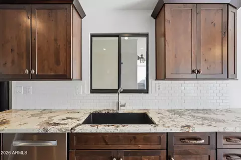 Kitchen - 2326 E Mulberry Dr, Phoenix, AZ 85016 photo 4 of 10