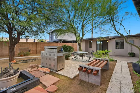 Exterior - 2326 E Mulberry Dr, Phoenix, AZ 85016 photo 7 of 10