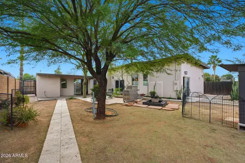Exterior - 2326 E Mulberry Dr, Phoenix, AZ 85016 photo 10 of 10