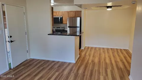 3845 E Greenway Rd #121, Phoenix, AZ 85032 photo 2