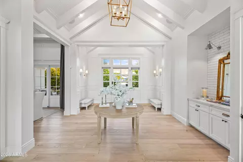Entry Way - 4507 E Lafayette Blvd, Phoenix, AZ 85018 photo 1 of 3