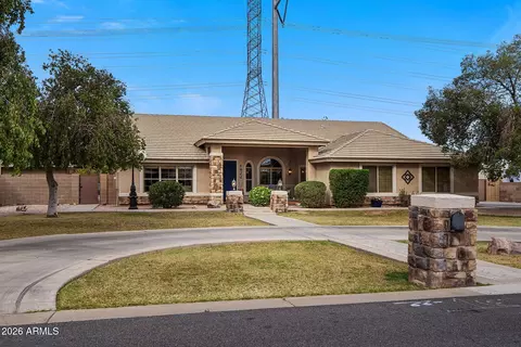 Exterior - 1822 E Lexington Ave N, Gilbert, AZ 85234 photo 7 of 8