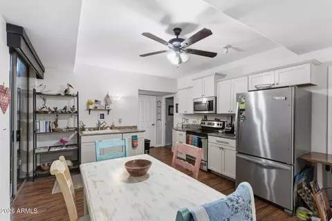 Kitchen - 1822 E Lexington Ave N, Gilbert, AZ 85234 photo 3 of 5