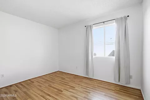 Bedroom - 1033 E Bendix Dr, Tempe, AZ 85283 photo 3 of 3