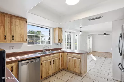 Kitchen - 1033 E Bendix Dr, Tempe, AZ 85283 photo 1 of 5
