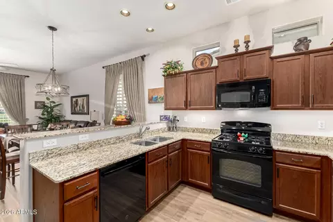 Kitchen - 6202 E Mckellips Rd #277, Mesa, AZ 85215 photo 4 of 5