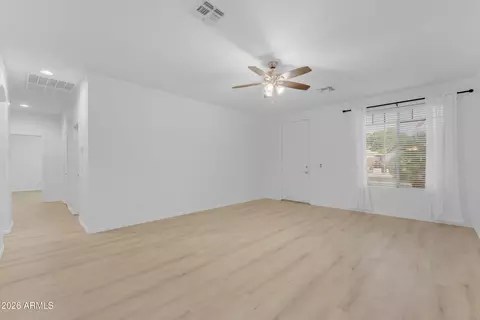 Living - 3234 E Lark Ct, Gilbert, AZ 85297 photo 2 of 5