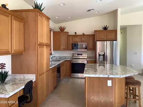 Kitchen - 5829 E Montara Pl, Mesa, AZ 85215 photo 3 of 4