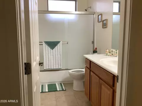 Bath - 5829 E Montara Pl, Mesa, AZ 85215 photo 2 of 2