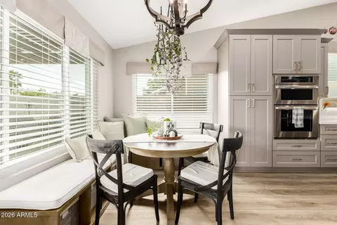 Dining - 4425 E Mountain Sky Ave, Phoenix, AZ 85044 photo 2 of 2