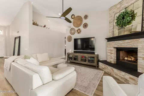 Living - 4425 E Mountain Sky Ave, Phoenix, AZ 85044 photo 4 of 5