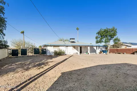 Exterior - 349 N Valley Dr, Apache Junction, AZ 85120 photo 4 of 8
