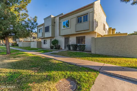 4898 W Palo Verde Dr, Glendale, AZ 85301