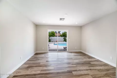Living - 4632 E Kings Ave, Phoenix, AZ 85032 photo 5 of 5