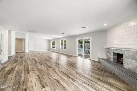 Living - 4632 E Kings Ave, Phoenix, AZ 85032 photo 4 of 5