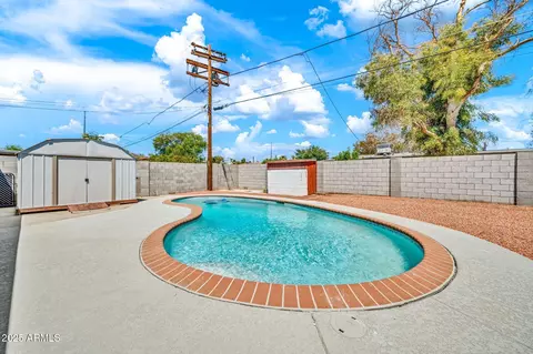 Exterior - 1214 E Butler Dr, Phoenix, AZ 85020 photo 9 of 11