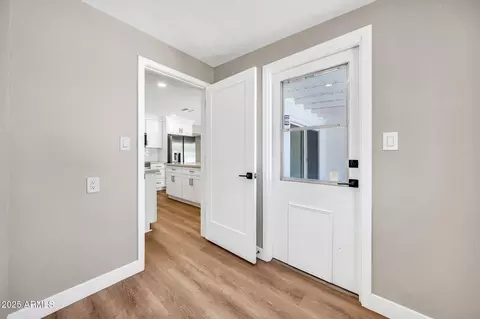 Entry Way - 1214 E Butler Dr, Phoenix, AZ 85020 photo 2 of 3
