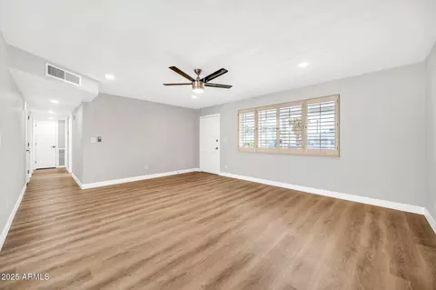 Living - 1214 E Butler Dr, Phoenix, AZ 85020 photo 5 of 6