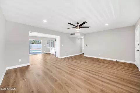 Living - 1214 E Butler Dr, Phoenix, AZ 85020 photo 3 of 6