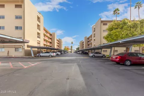 Exterior - 351 E Thomas Rd #D208, Phoenix, AZ 85012 photo 7 of 13
