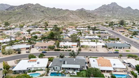 View/Area - 3220 E Hatcher Rd, Phoenix, AZ 85028 photo 2 of 2