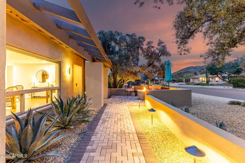 Exterior - 3220 E Hatcher Rd, Phoenix, AZ 85028 photo 4 of 14