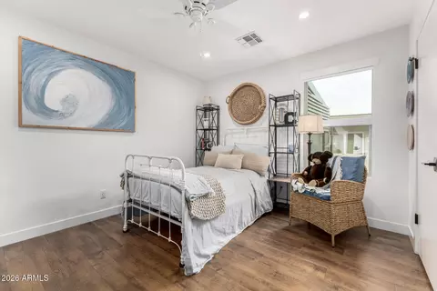 Bedroom - 3220 E Hatcher Rd, Phoenix, AZ 85028 photo 5 of 6