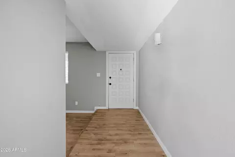 Entry Way - 2843 E Cortez St, Phoenix, AZ 85028 photo 1 of 2