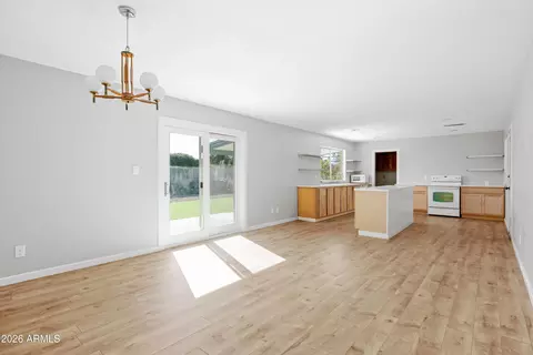Living - 2843 E Cortez St, Phoenix, AZ 85028 photo 3 of 4