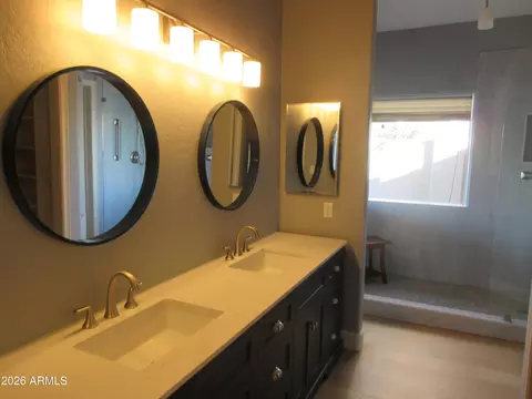 Bath - 2136 E Freeport Ln, Gilbert, AZ 85234 photo 1 of 2