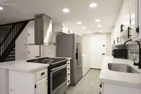 Kitchen - 5002 E Hazel Dr #2, Phoenix, AZ 85044 photo 1 of 1