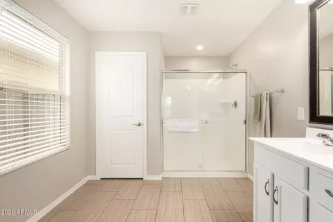 Bath - 3910 E Constitution Dr, Gilbert, AZ 85296 photo 1 of 3