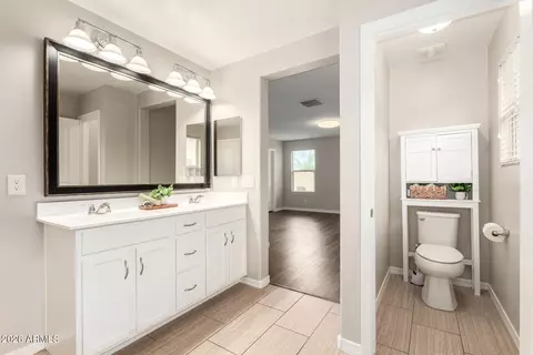 Bath - 3910 E Constitution Dr, Gilbert, AZ 85296 photo 2 of 3