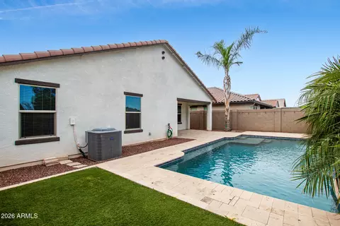 Exterior - 3910 E Constitution Dr, Gilbert, AZ 85296 photo 7 of 10
