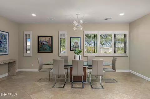 Dining - 4634 E Mountain View Rd, Phoenix, AZ 85028 photo 2 of 2