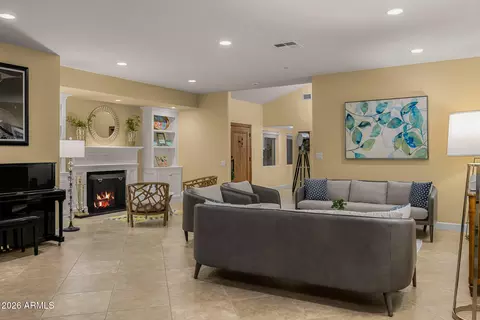 Living - 4634 E Mountain View Rd, Phoenix, AZ 85028 photo 3 of 3